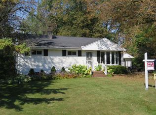 8879 S 83rd St, Franklin, WI 53132