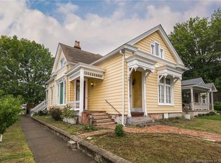 401 E Chestnut St, Jeffersonville, IN 47130