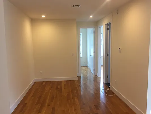 Rented by HFF Realty LLC | media 9