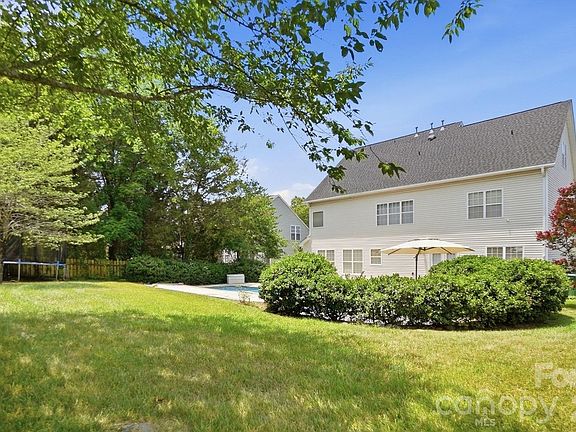 5th image of 5008 Rosewater Ln