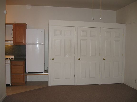 3rd image of 634 N 6th St