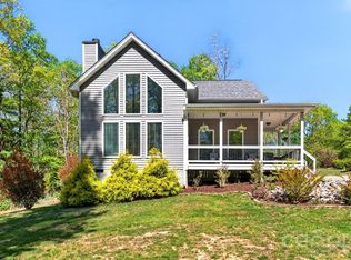 38 Pine Hill Rd, Fairview, NC 28730