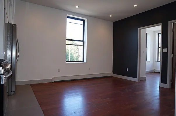 Rented by Real Team Brokerage | media 20