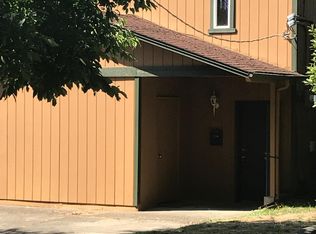 606 NW 53rd St #2, Seattle, WA 98107