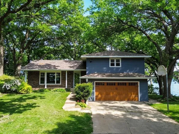 6401 24th St NE, Willmar, MN 56201