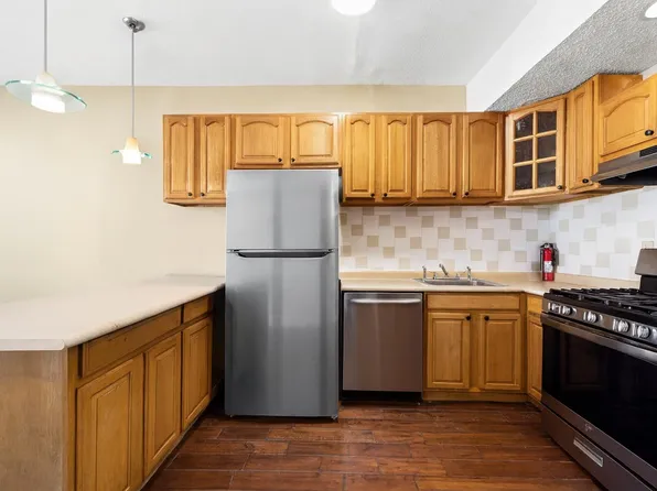 37 Belmont Avenue image 2 of 18