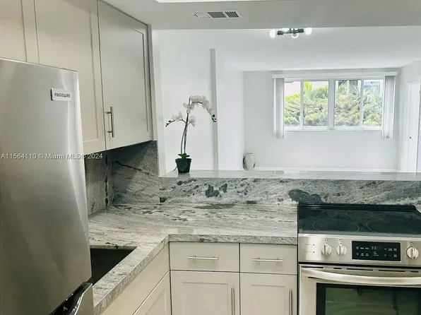 1333 E Hallandale Beach Blvd APT 302, Hallandale Beach, FL 33009