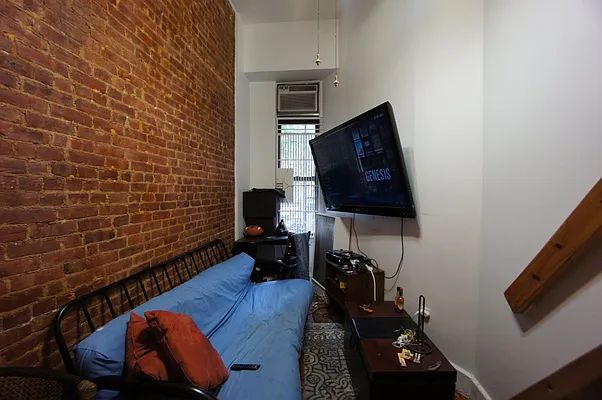 Rented by Citi Habitats | media 28