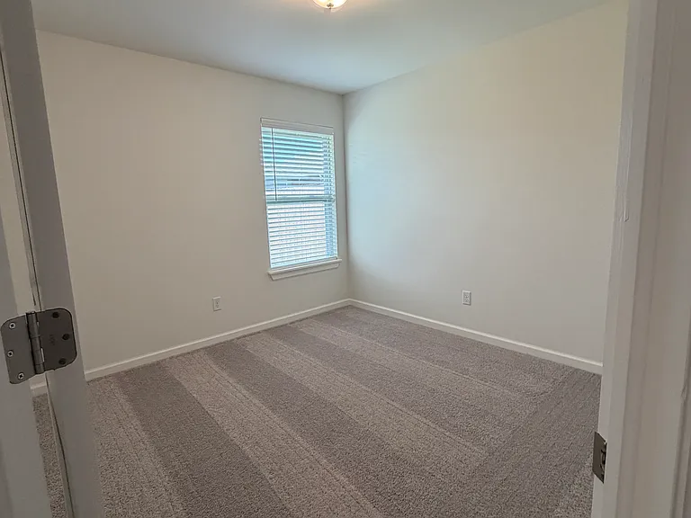 2928 NW 196th Pl — Photo 10