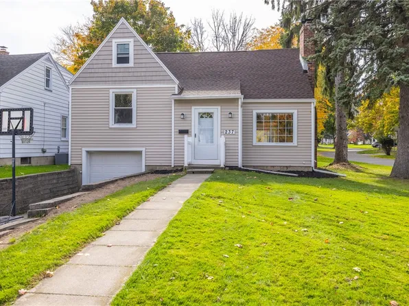 237 Oaklawn Dr, Rochester, NY 14617