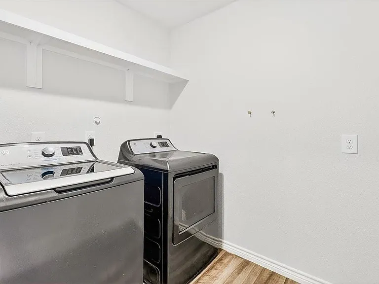 7826 Bullrider Dr — Photo 37