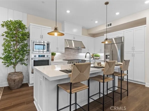 167 Sawbuck, Irvine, CA 92618