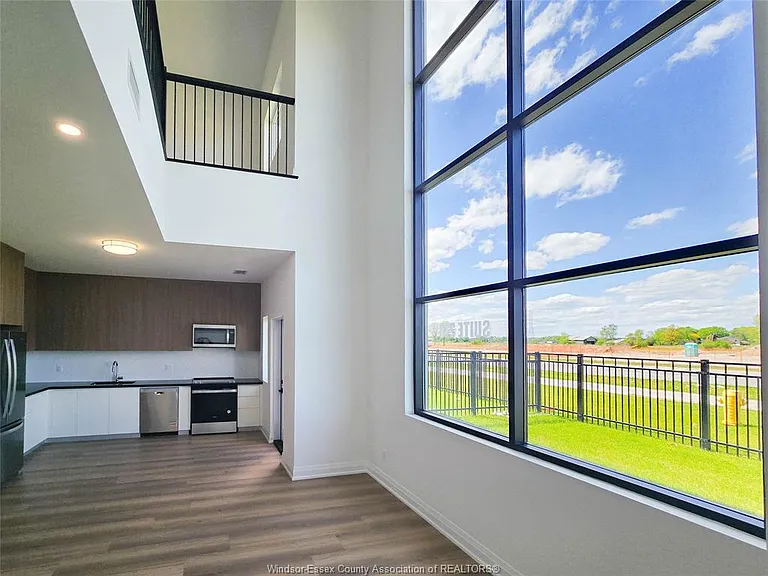 4400 Laurier Pkwy #213 — Photo 4
