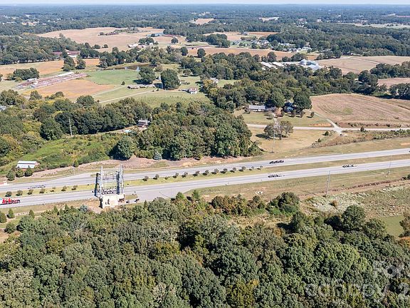 4th image of 2917 Heath Davis Rd