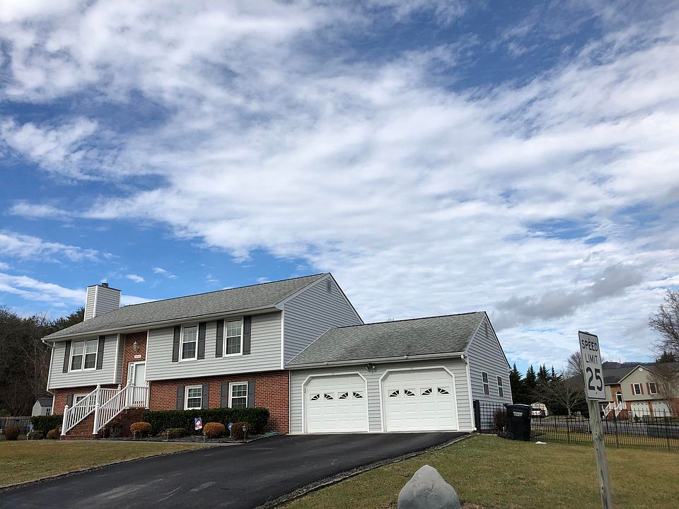 1st image of 8069 Deer Branch Dr
