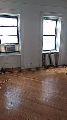 4th image of 137 E 35th St #Penthouse