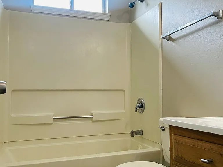 7018 New Dale Rd — Photo 12
