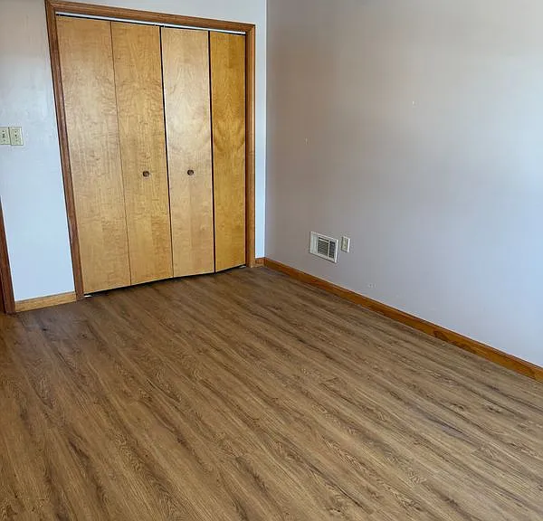 609 Main St #B — Photo 8