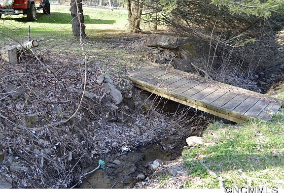 2nd image of 72 Wakulla Dr