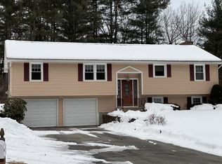 19 Butternut Rd #1, Westfield, MA 01085