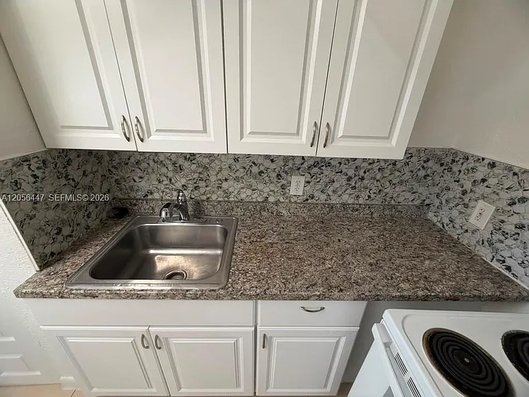919 NW 2nd Ave #1 — Photo 14