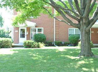 2077 Farleigh Rd, Columbus, OH 43221