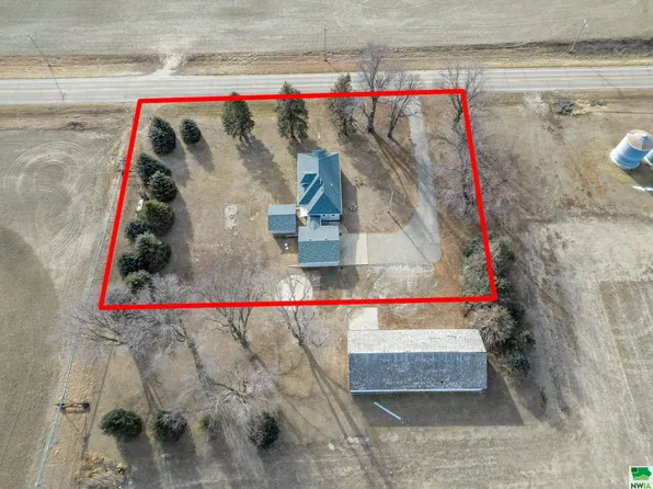16035 K 42 Co Hwy, Whiting, IA 51063