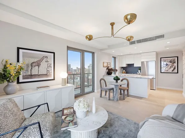 58-01 Queens Blvd #5I, Woodside, NY 11377