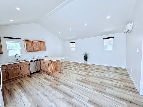 5th image of 11493 Hatteras St