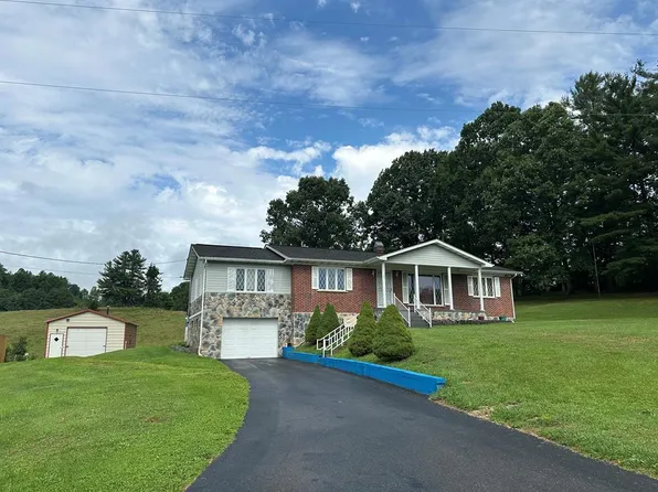 108 Ransom Dr, Daniels, WV 25832