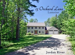 15 Orchard Ln, Lamoine, ME 04605