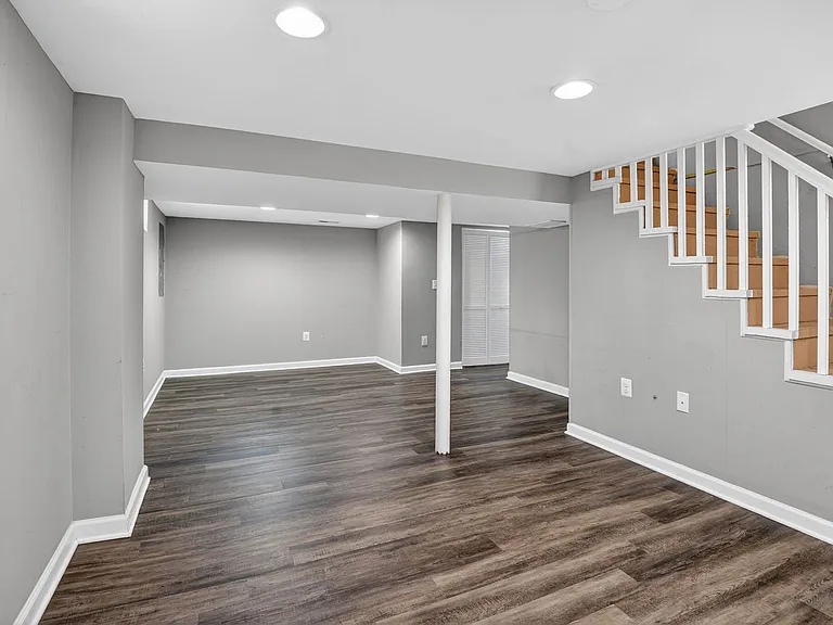 520 Hawthorne Rd #1 — Photo 11