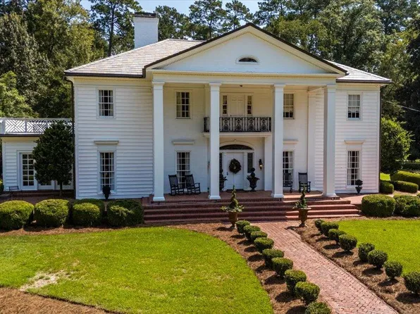 1435 Twin Pines Dr, Macon, GA 31211