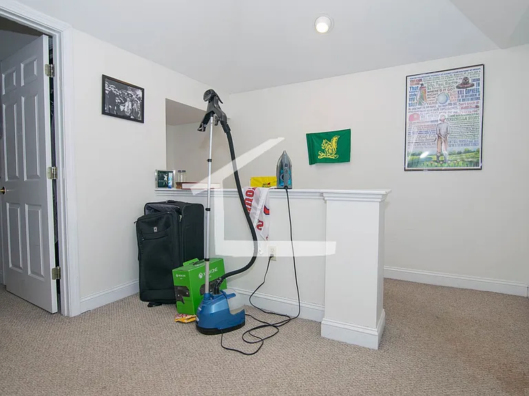 6 Glencoe St #5 — Photo 4