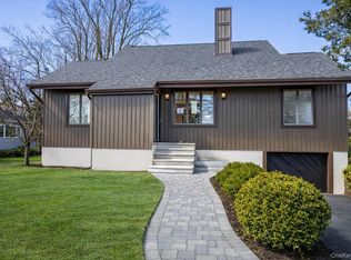 217 Hempstead Avenue, Malverne, NY 11565