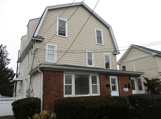 45 James St APT 1, Inwood, NY 11096