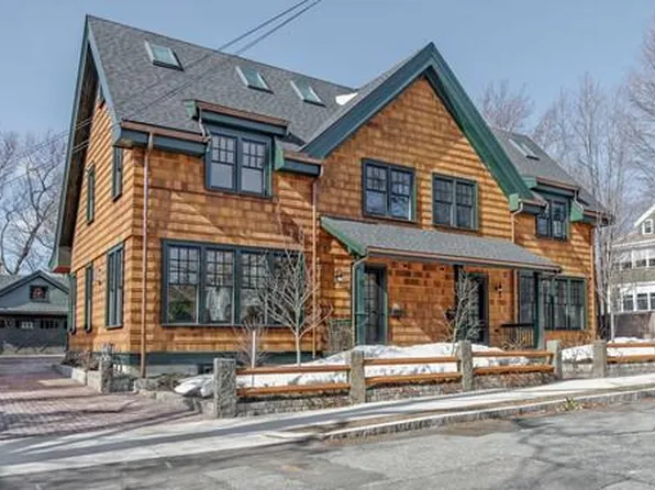 30 Center St, Watertown, MA 02472