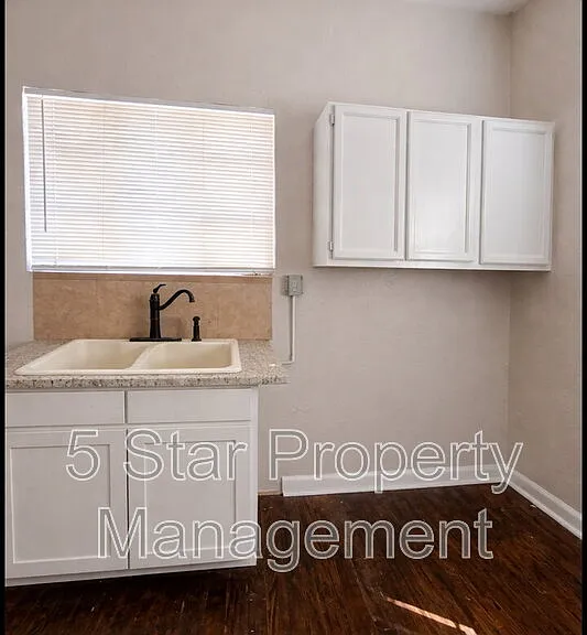 1114 N El Paso St #5 — Photo 13