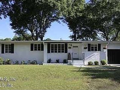 1835 Embassy Dr, Jacksonville, FL, 32207