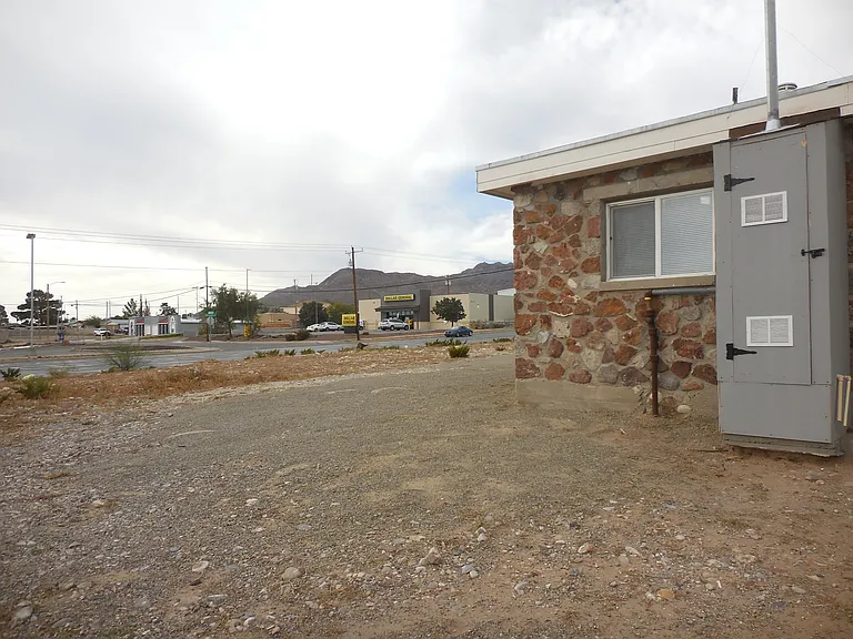 8316 Mercury St #B-1 — Photo 16