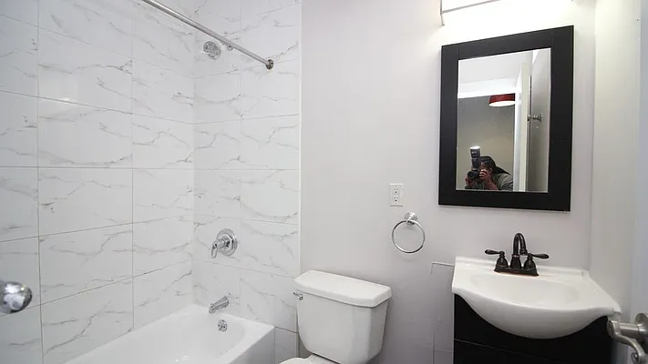 Rented by Nooklyn NYC LLC | media 2