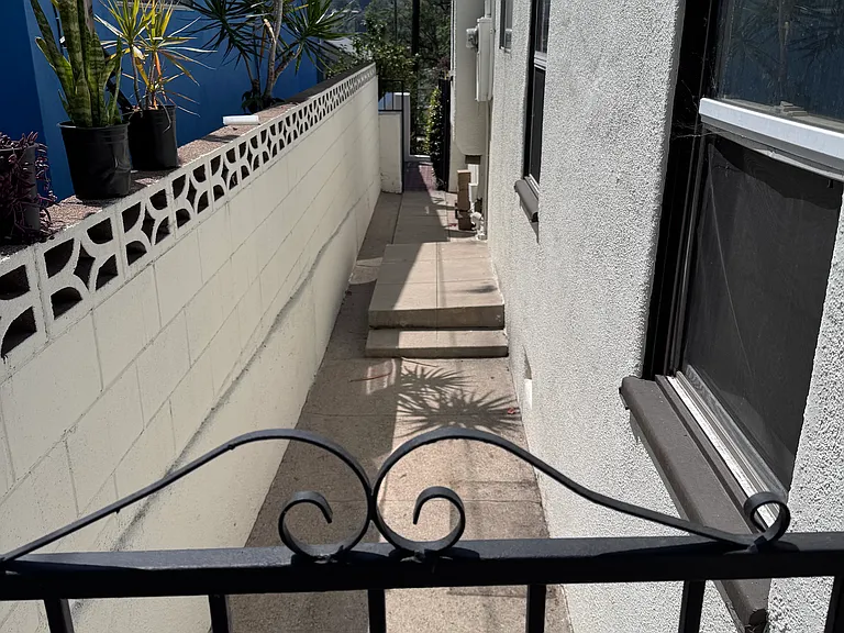 4307 York Blvd — Photo 39