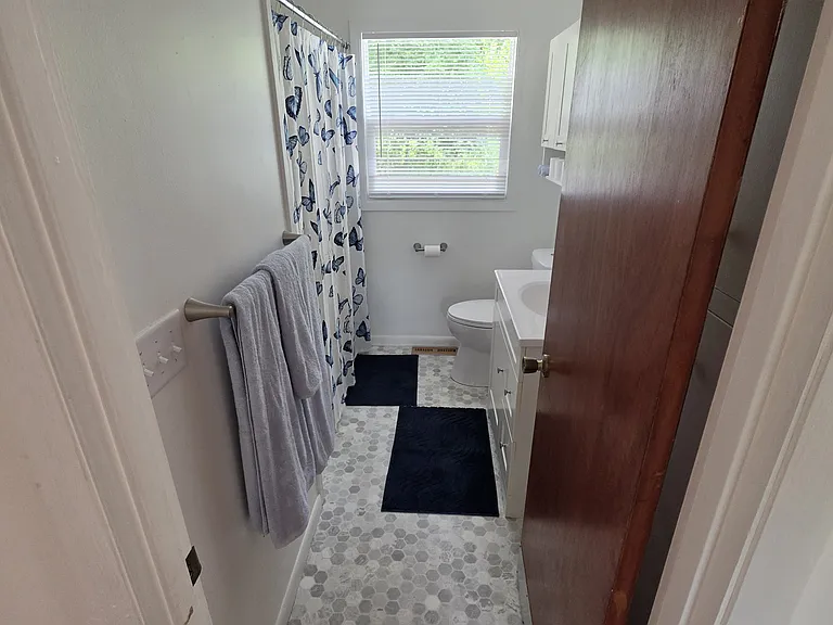 212 Brady Ln #B — Photo 20