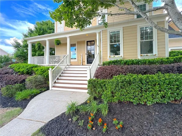 987 Woodbury Rd, Canton, GA 30114