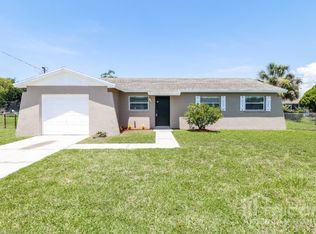 6205 Firefly Ln, Apollo Beach, FL 33572