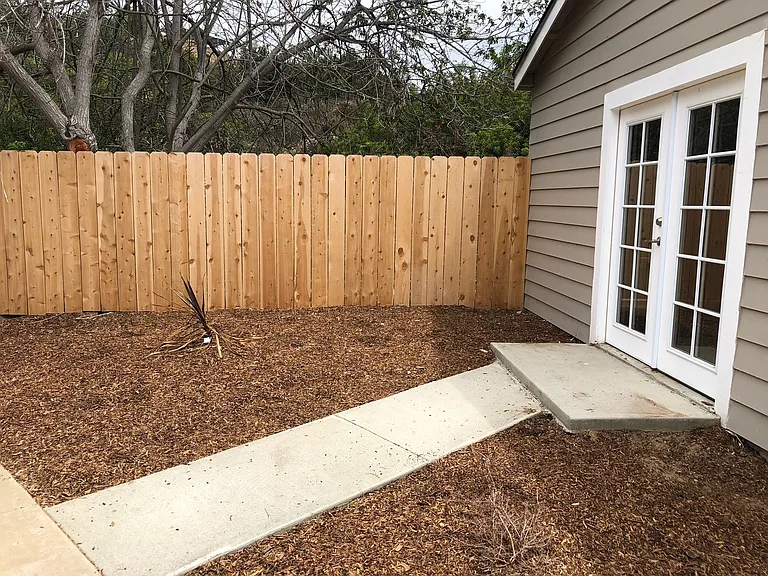 4792 Mount Cresti Dr #B — Photo 3