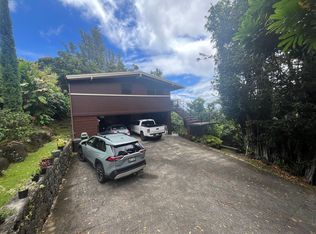 3368B Anoai Pl, Honolulu, HI 96822