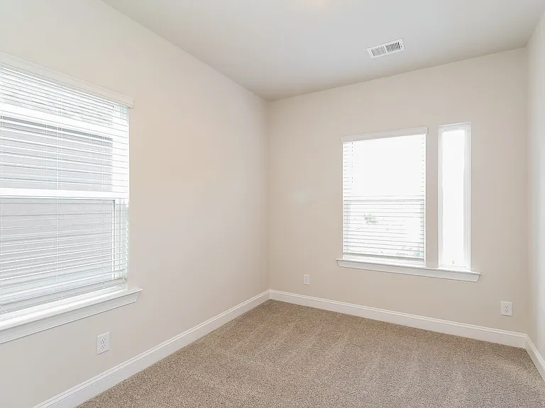 3607 Corbett St — Photo 12