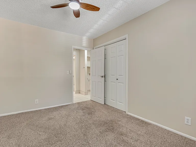 169 N 300 E #169 — Photo 8