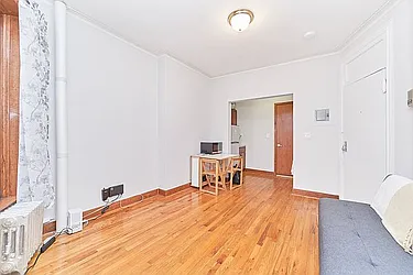 Rented by Living New York